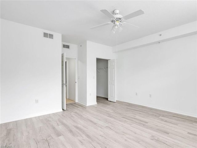 8561 Evernia CT 103, Estero, FL 34135