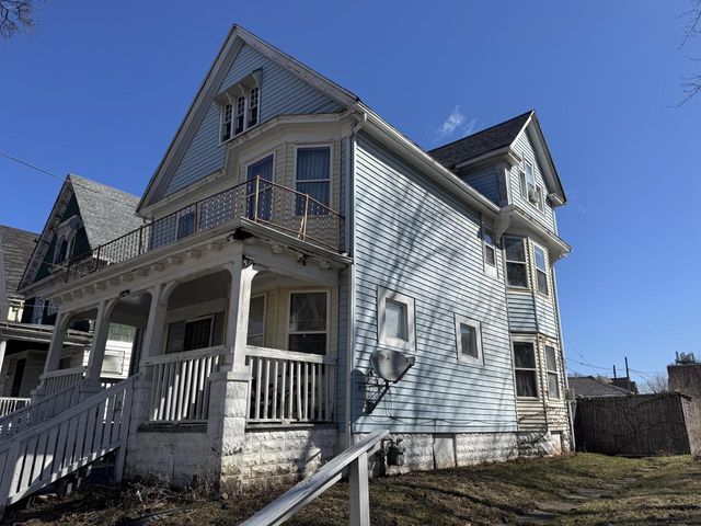 1114 N 25th STREET, Milwaukee, WI 53233