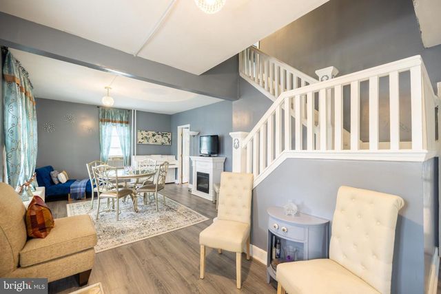 39 E 2ND AVE, Runnemede, NJ 08078