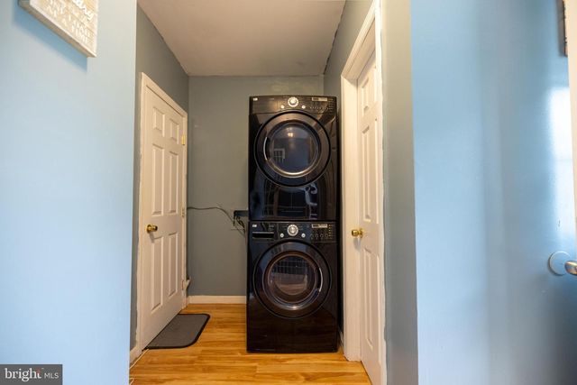 39 E 2ND AVE, Runnemede, NJ 08078