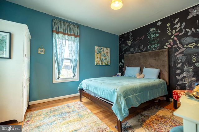 39 E 2ND AVE, Runnemede, NJ 08078