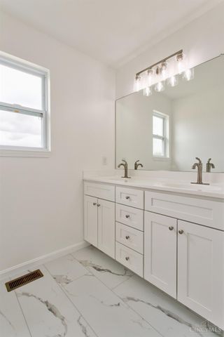 116 Kelly Drive, Williamsburg, OH 45176