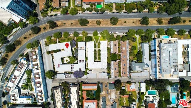 130 San Vicente Boulevard, Santa Monica, CA 90402