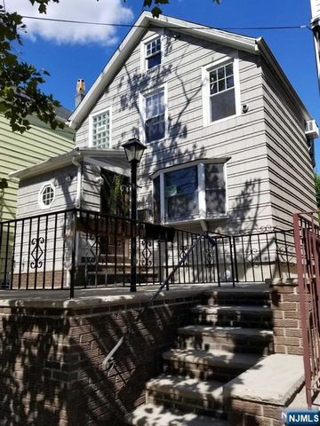 204 3rd Street, Harrison, NJ 07029