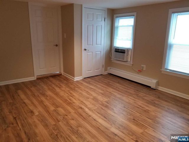 204 3rd Street, Harrison, NJ 07029