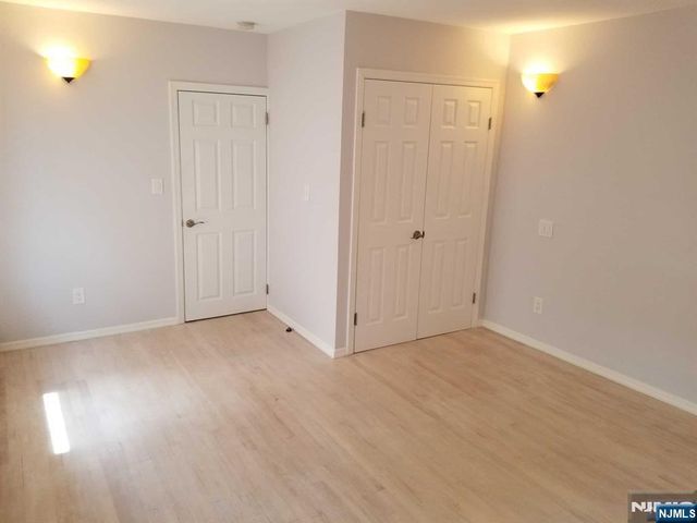 204 3rd Street, Harrison, NJ 07029