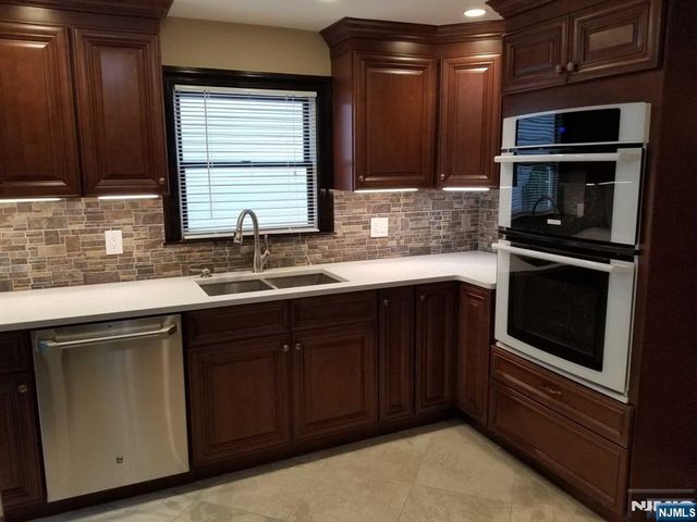 204 3rd Street, Harrison, NJ 07029