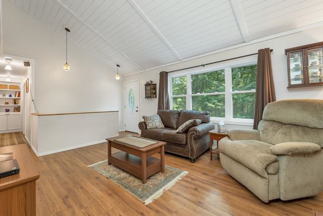 109 Beaver Road, Strafford, NH 03884