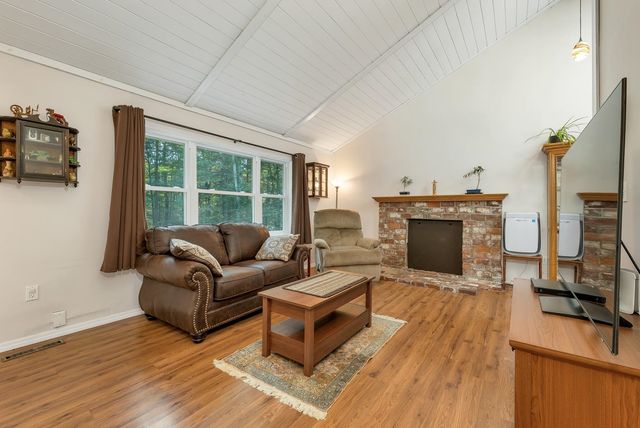 109 Beaver Road, Strafford, NH 03884