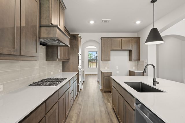 404 Brahman Lane, Midlothian, TX 76065