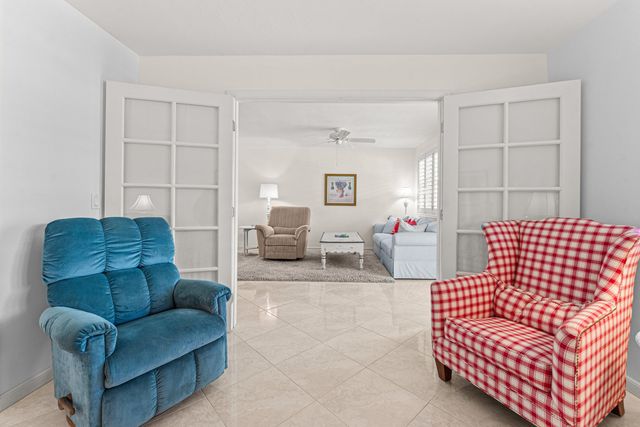 930 Osceola Drive 9, Boca Raton, FL 33432