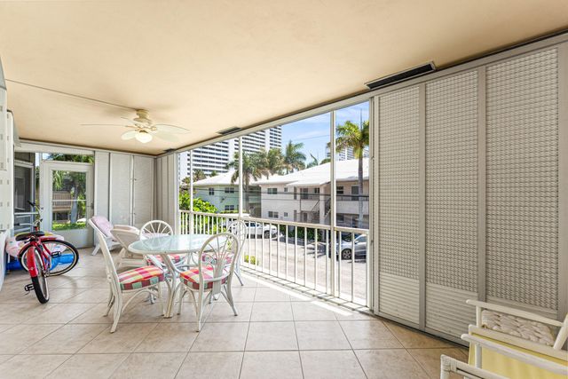 930 Osceola Drive 9, Boca Raton, FL 33432