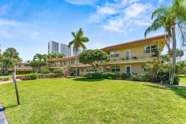 930 Osceola Drive 9, Boca Raton, FL 33432