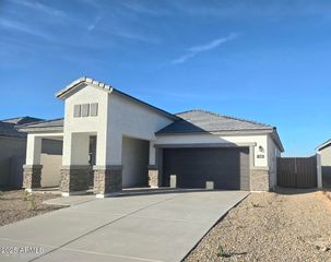 12560 W MOUNTAIN VIEW Drive, Avondale, AZ 85323