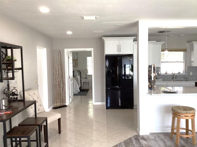 13725 BERMUDA DRIVE, Seminole, FL 33776