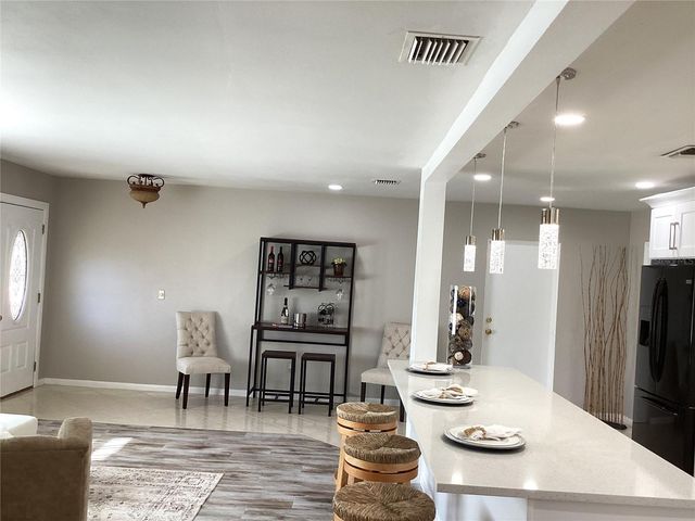 13725 BERMUDA DRIVE, Seminole, FL 33776