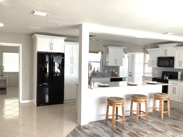 13725 BERMUDA DRIVE, Seminole, FL 33776