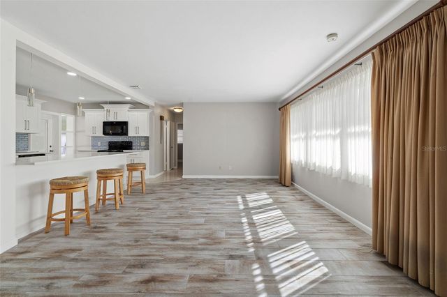 13725 BERMUDA DRIVE, Seminole, FL 33776