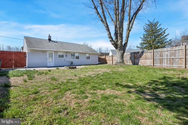 463 COLONIAL RD, Bellmawr, NJ 08031