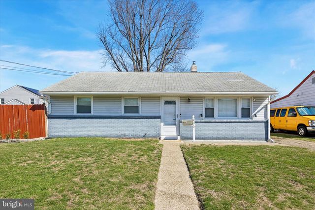 463 COLONIAL RD, Bellmawr, NJ 08031