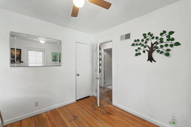 3619 E 9th St N, Wichita, KS 67208