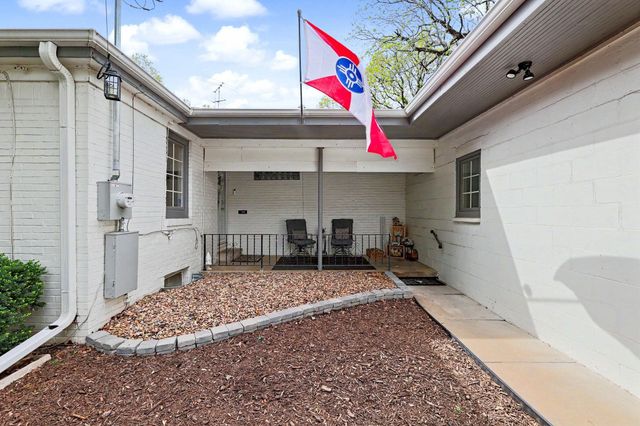3619 E 9th St N, Wichita, KS 67208