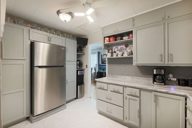 3619 E 9th St N, Wichita, KS 67208