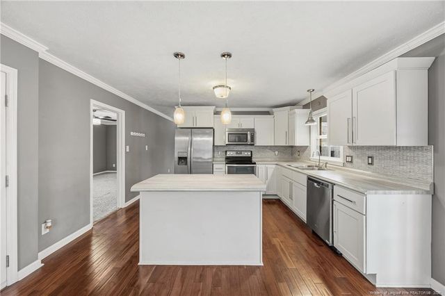 3555 Sturbridge Drive, Hope Mills, NC 28348