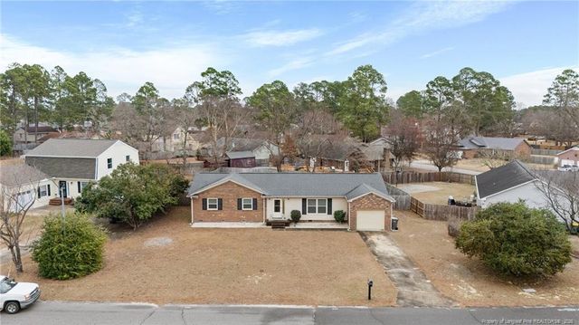 3555 Sturbridge Drive, Hope Mills, NC 28348