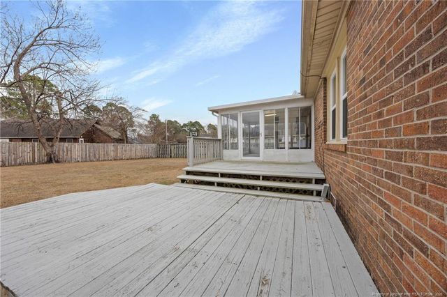 3555 Sturbridge Drive, Hope Mills, NC 28348