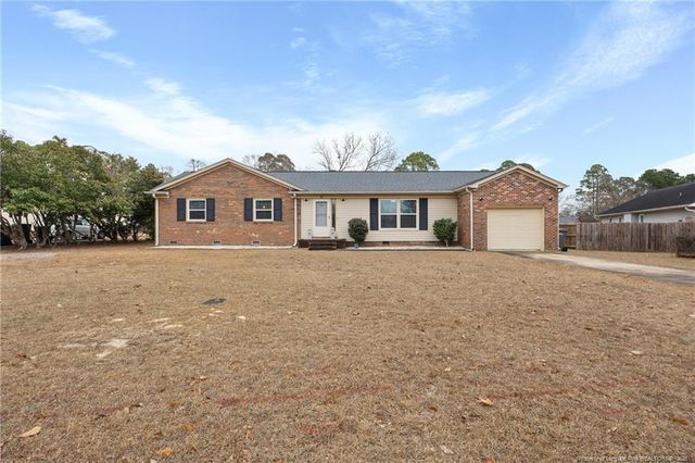 3555 Sturbridge Drive, Hope Mills, NC 28348