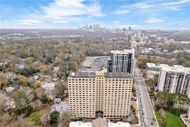 2479 Peachtree NE Road 402, Atlanta, GA 30305