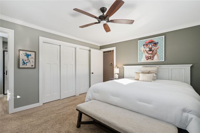 1596 Sunrise Drive NE, Solon, IA 52333