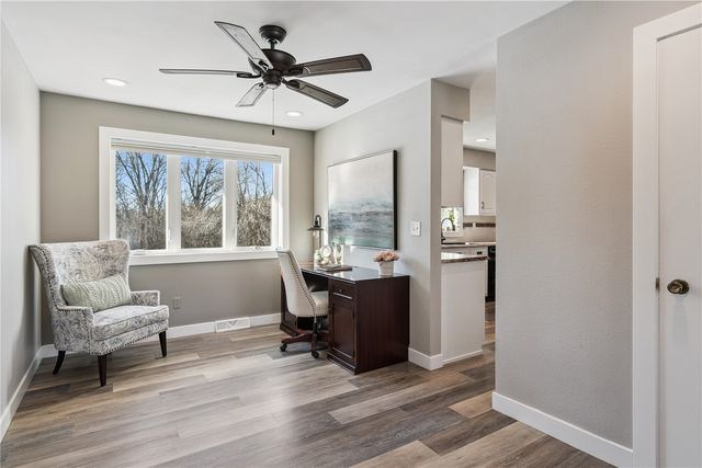 1596 Sunrise Drive NE, Solon, IA 52333