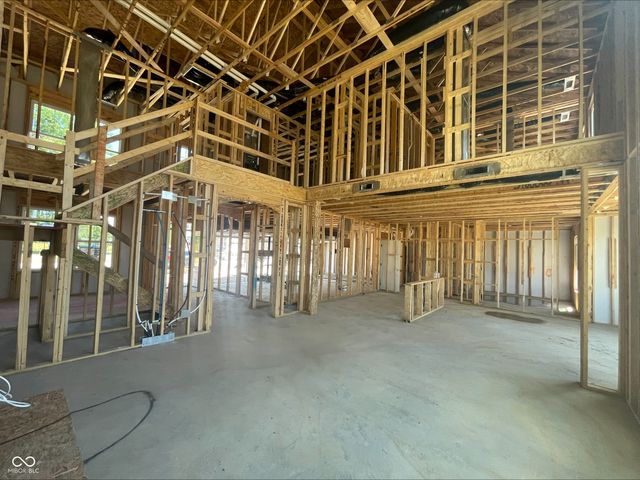 9551 Hemingway Drive, Indianapolis, IN 46239