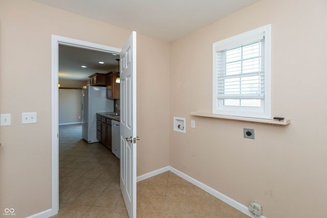 1801 Normas Way, Seymour, IN 47274