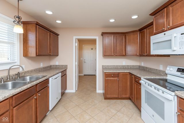 1801 Normas Way, Seymour, IN 47274