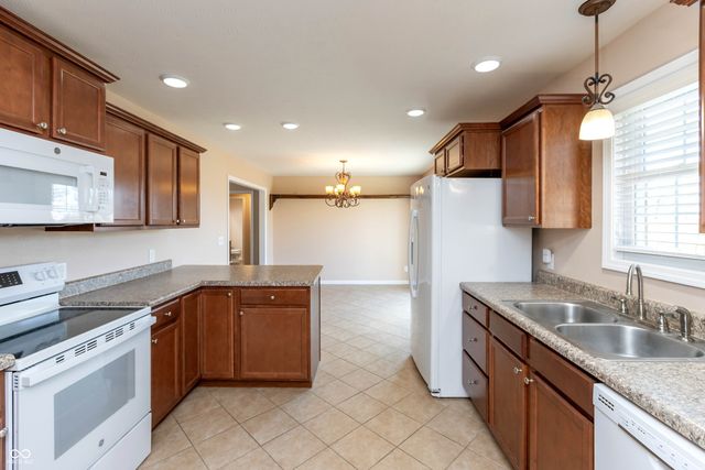 1801 Normas Way, Seymour, IN 47274