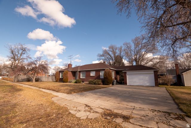 160 N 100 W, Beaver, UT 84713