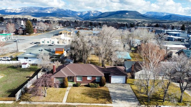 160 N 100 W, Beaver, UT 84713
