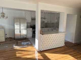 6150 219th Street 2, Oakland Gardens, NY 11364