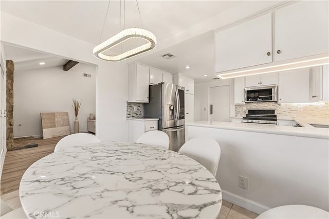 7620 Rudnick Avenue, Canoga Park, CA 91304