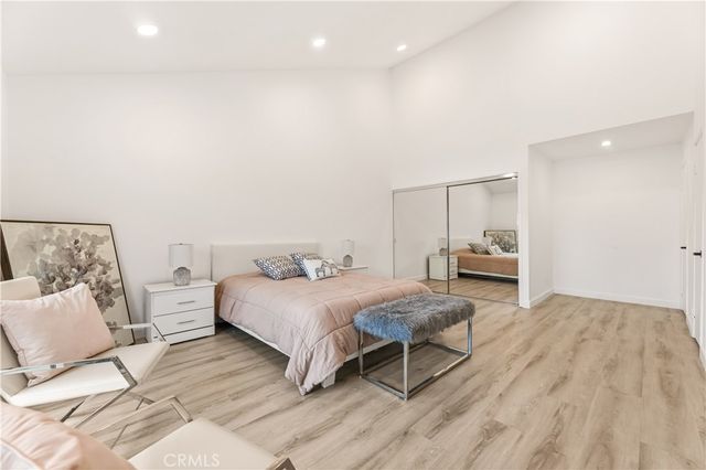 7620 Rudnick Avenue, Canoga Park, CA 91304