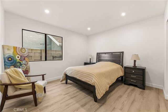 7620 Rudnick Avenue, Canoga Park, CA 91304