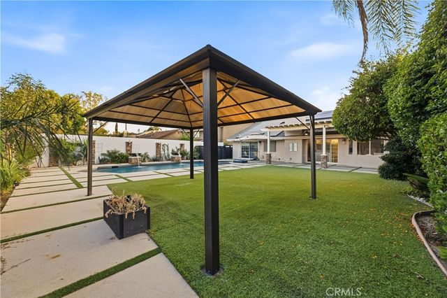 7620 Rudnick Avenue, Canoga Park, CA 91304