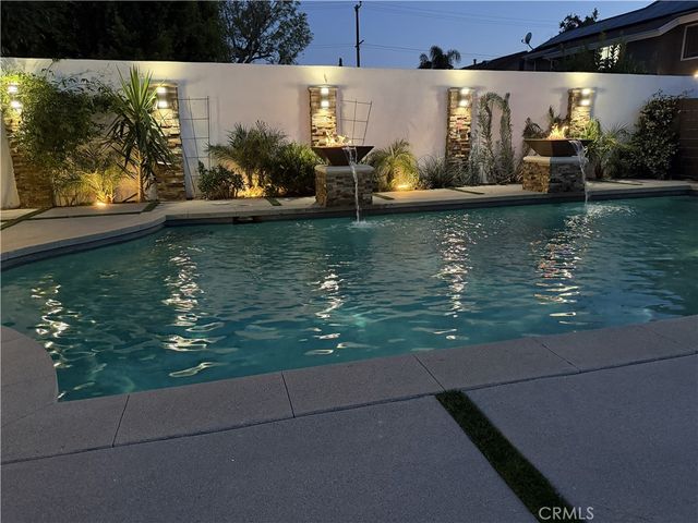 7620 Rudnick Avenue, Canoga Park, CA 91304