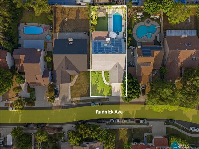 7620 Rudnick Avenue, Canoga Park, CA 91304