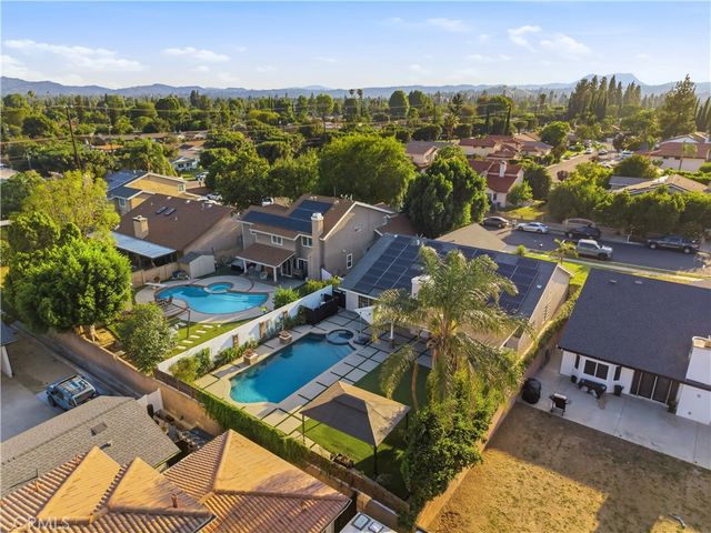 7620 Rudnick Avenue, Canoga Park, CA 91304