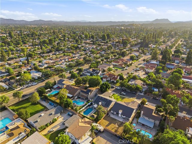 7620 Rudnick Avenue, Canoga Park, CA 91304