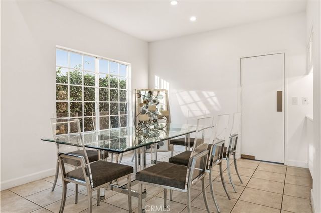 7620 Rudnick Avenue, Canoga Park, CA 91304